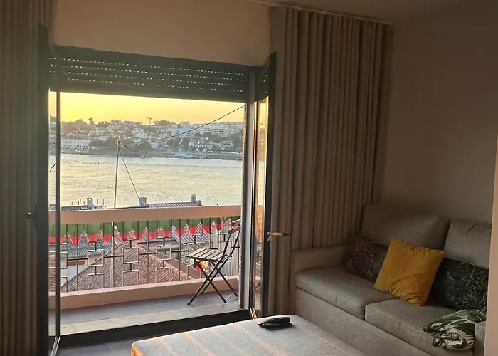 Trihouse Douro And Sea View 加亚新城